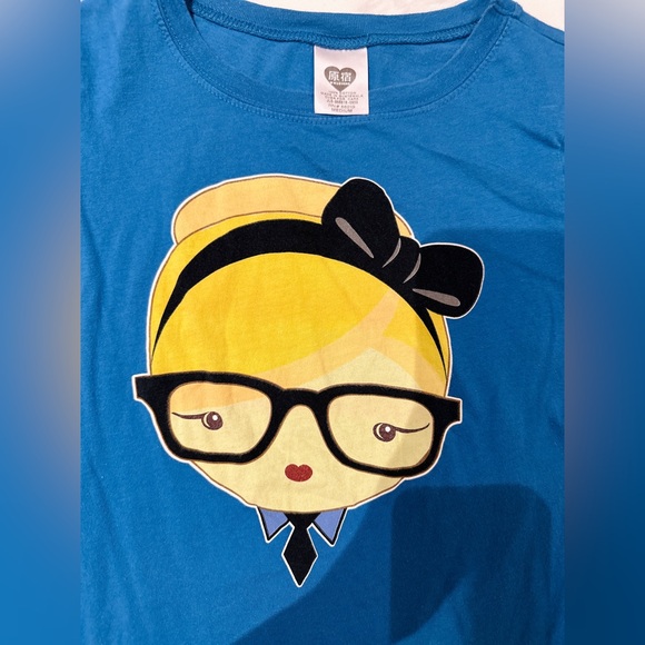 Cute tee - Picture 2 of 4